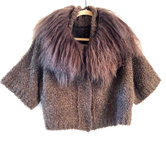 Vintage Taupe Boucle Sweater with Detachable Shearling Collar - Picture 3 of 14